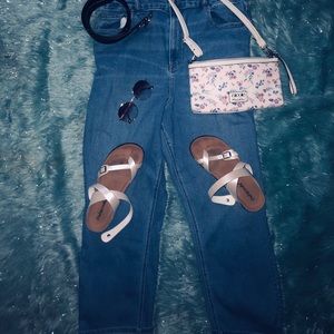 American Eagle Mom Jeans